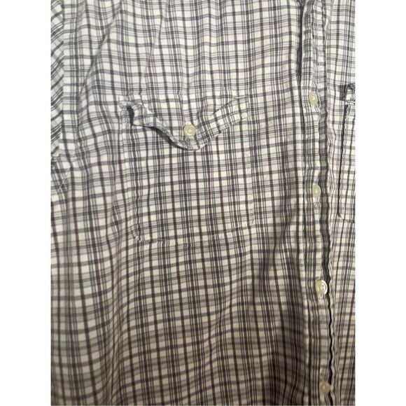 Wrangler Men's White & Gray Short Sleeve Plaid Button-Up Shirt Size L - Picture 4 of 11